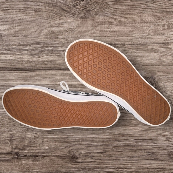 Vans Black and White Checkered Sneakers - Picture 4 of 6